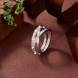 silver ruby ring