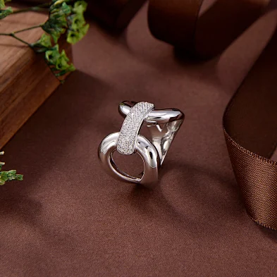 emerald silver ring