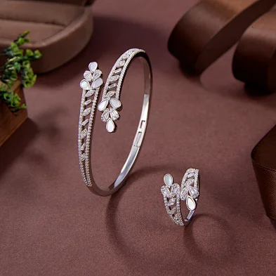 Blossom CS Jewelry Bangle-01BR1S011428
