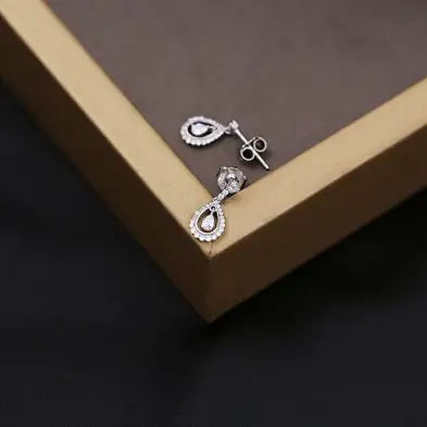 sterling silver blue topaz earrings