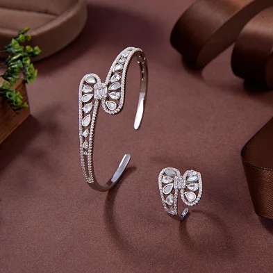 Blossom CS Jewelry Bangle-01BR1S011434