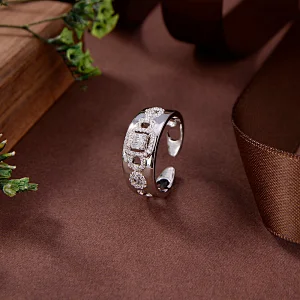 silver knot ring