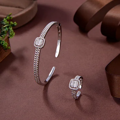 Blossom CS Jewelry Bangle-01BR1S011433