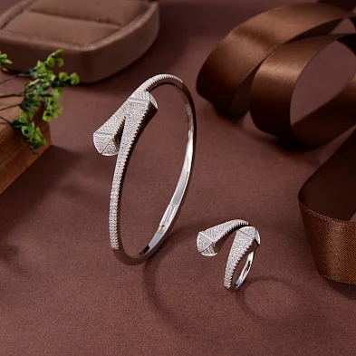 Blossom CS Jewelry Bangle-01BR1S007796