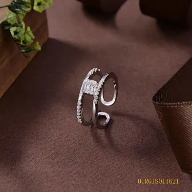 sterling silver pearl ring