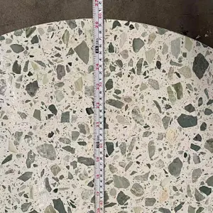 Round Table Tops