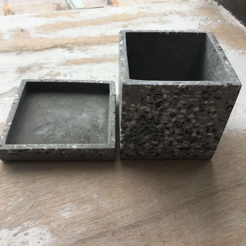 Flower Pots Set