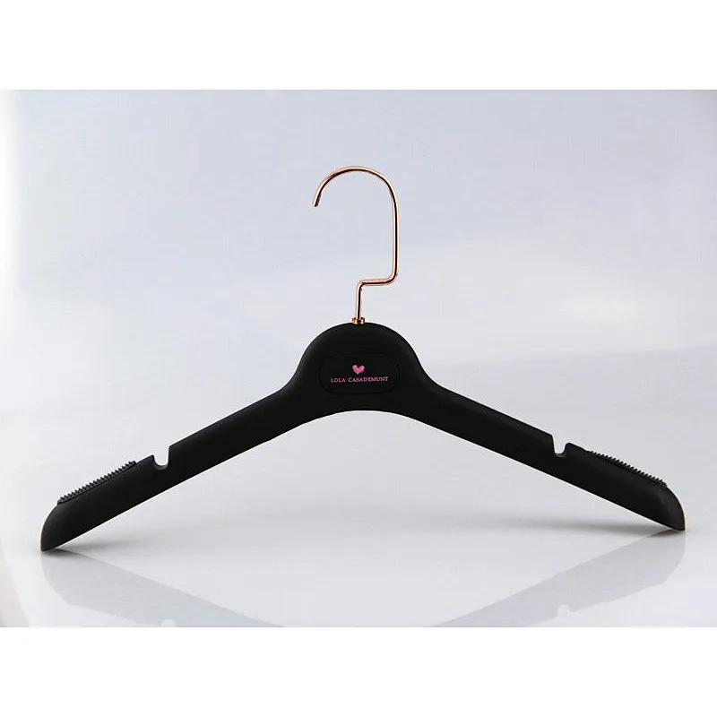 YT black soft touch rubberized plastic clothes hanger for women coat shirt