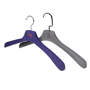 YT grey color wholesale plastic clothes hanger top plastic hanger with pants clips hanger
