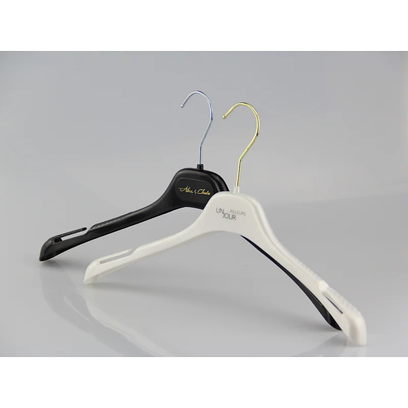 YT special shoulder white plastic hanger for unisex clothes hanger