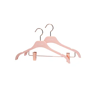 YT wholesale pink plastic hanger slim plastic clothes hanger