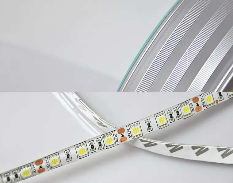 Outdoor standing light box detail