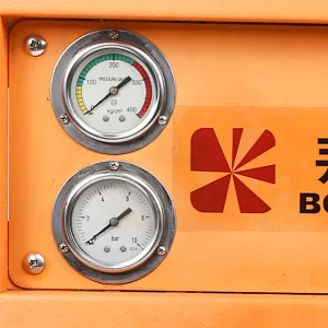 200 bar 380V 电动汽车高压清洗机