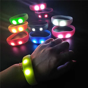 no minimum free shipping custom silicone wristba glow in the dark silicone wristbands