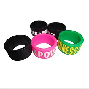 Fashionable colorful plastic silicone silver mens ring with embossed and debossed logo