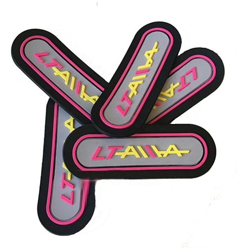 High quality embossed logo 3d micro injection pvc rubber label