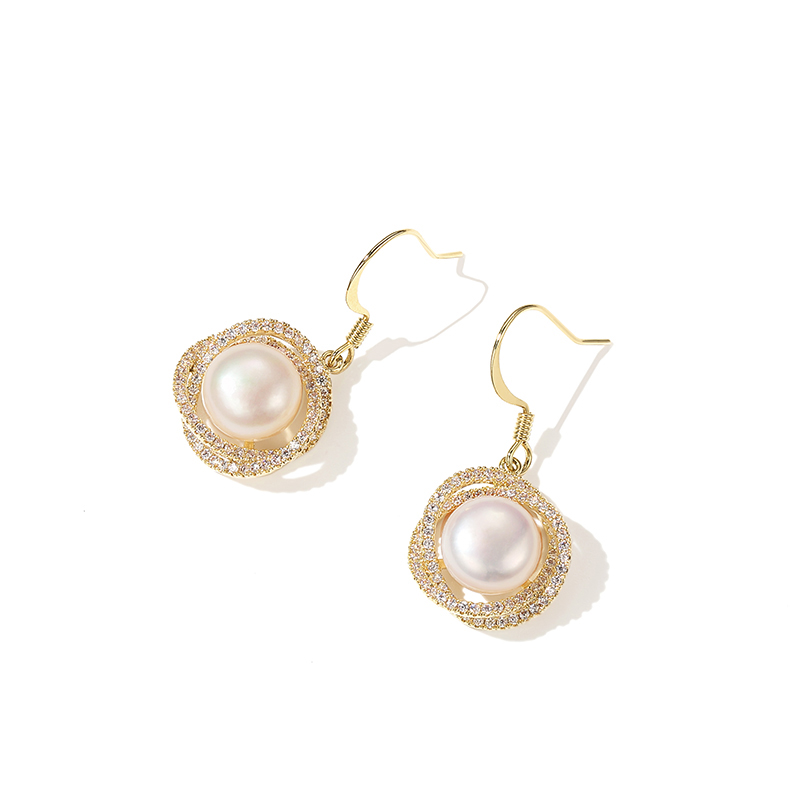 Buy Latest Wedding Earrings For Ladies Online – Gehna Shop