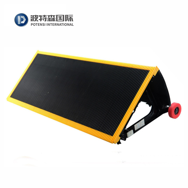 Escalator step XAA26143A28/A4/A5