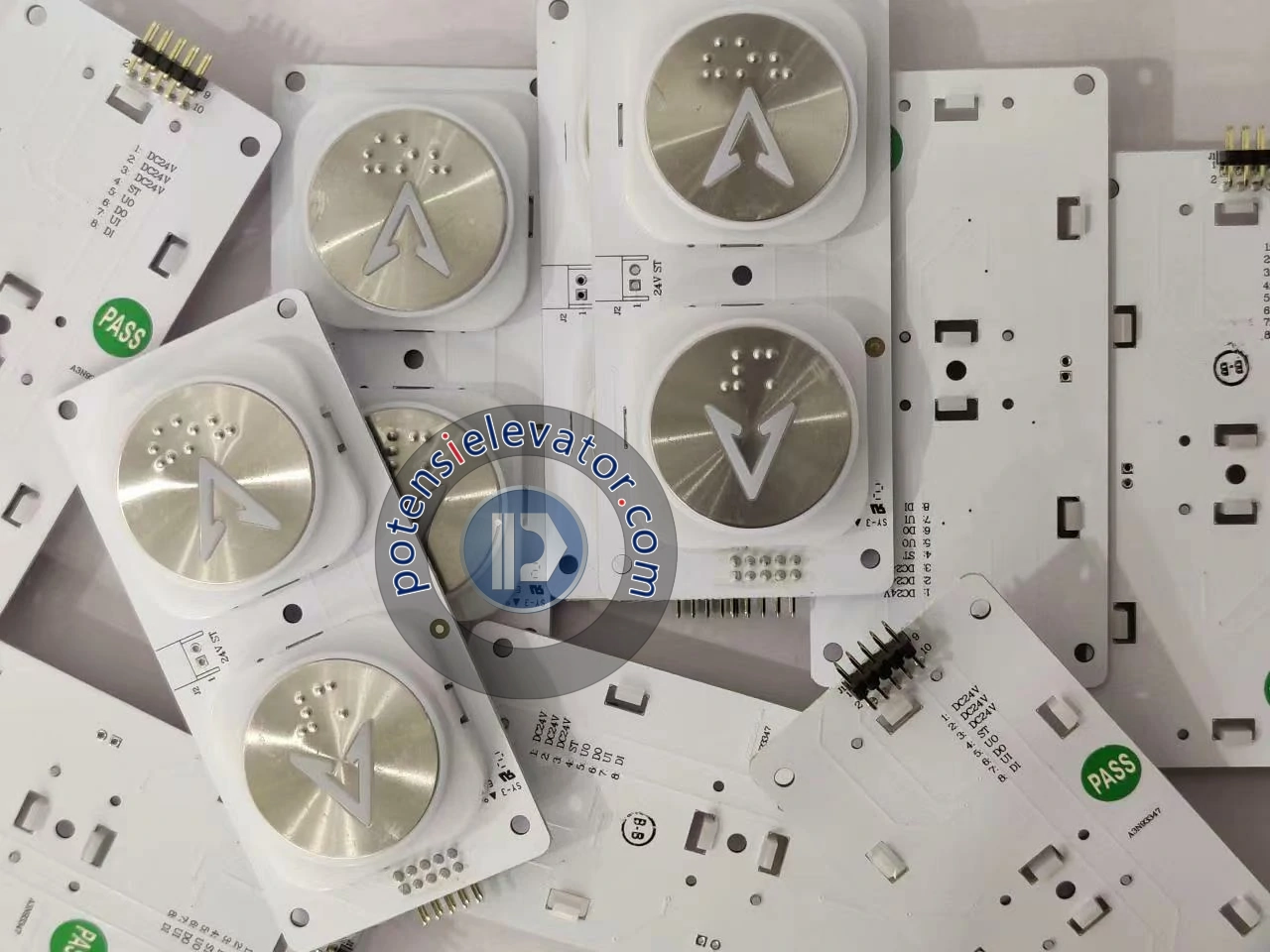 Elevator button A3N93347