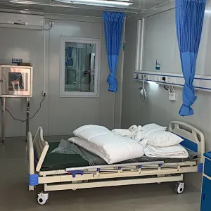 GZXINCHENGHospital Ward Isolation Room Fitted Clinic Container flat pack container house