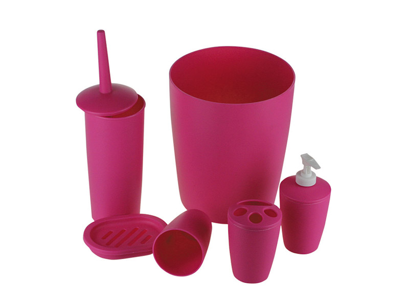 PLASTIC BATHROOM ACCESSORY SET
