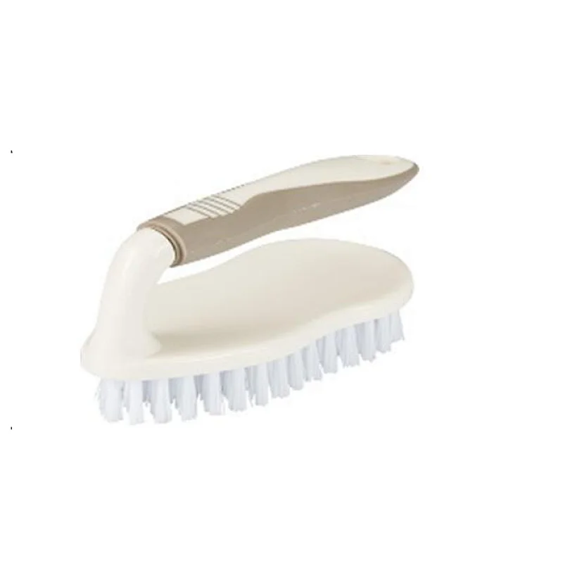 PLASTIC BRUSH