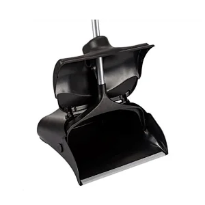 PLASTIC DUSTPAN WITH COVER