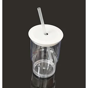 PLASTIC CUP WITH STRAW