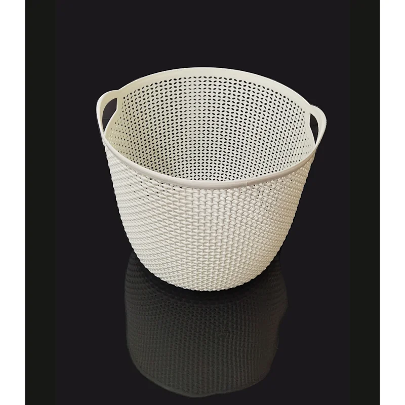Plastic laundry basket M