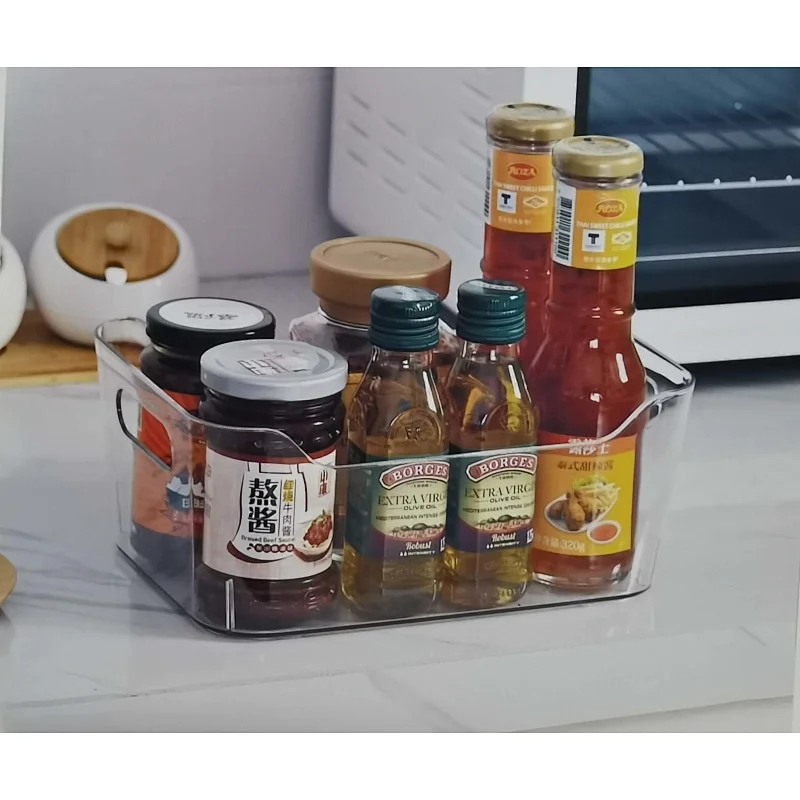 PLASTIC CLEAR CONTAINER