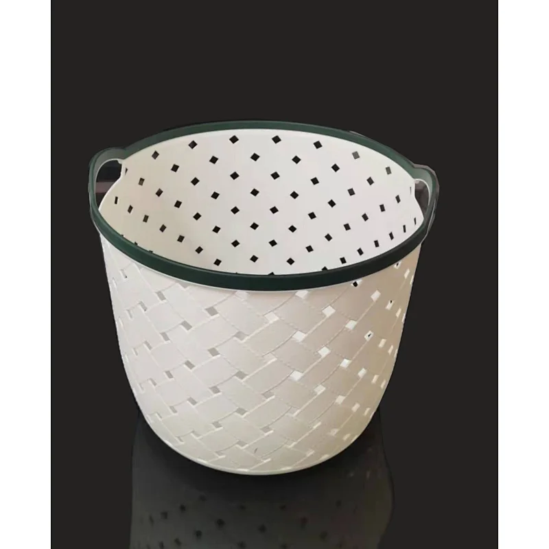 Plastic laundry basket L
