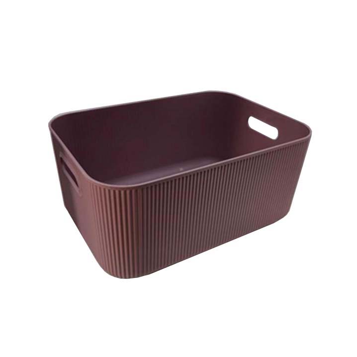 plastic storage container with lid