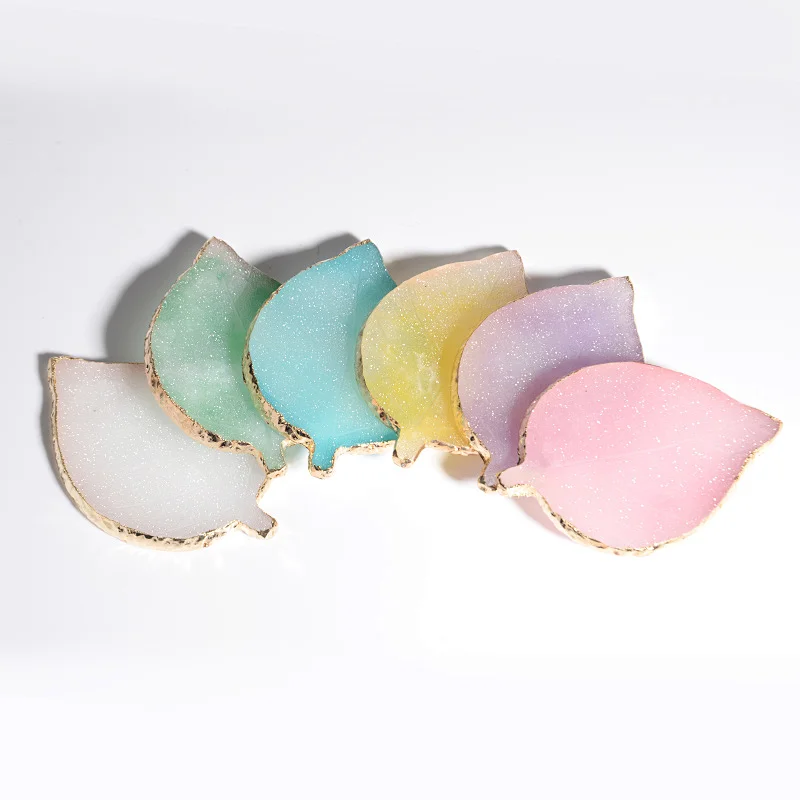 wholesale high quality Manicure tools Leaf shape pink resin slice palette