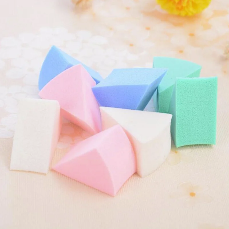Eight cut Trianglar Sponge Puff