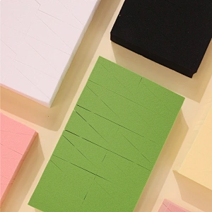 Rectangular Triangular Beauty  puff