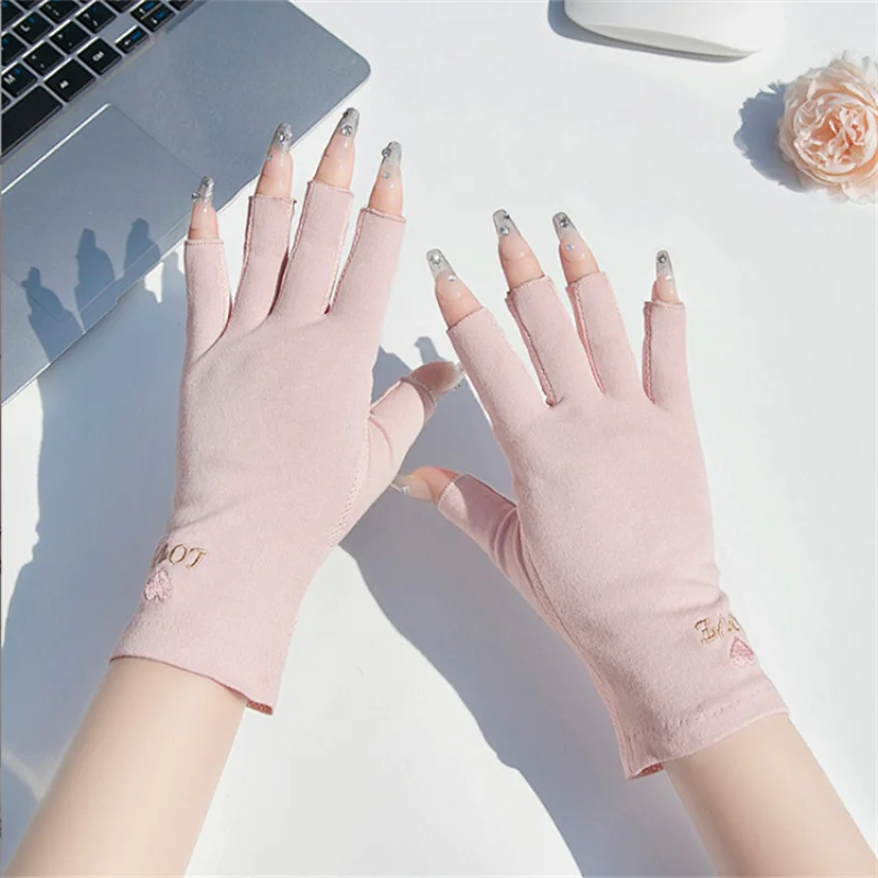 UV Protective Gloves