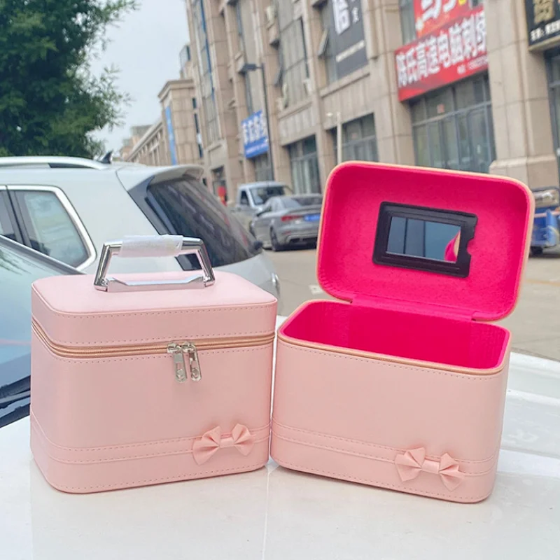 Hand Carry Cosmetic Case