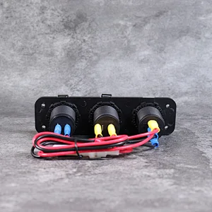 DAMAVO 12v caravan socket, waterproof 12v plug and socket, voltmeter 24v