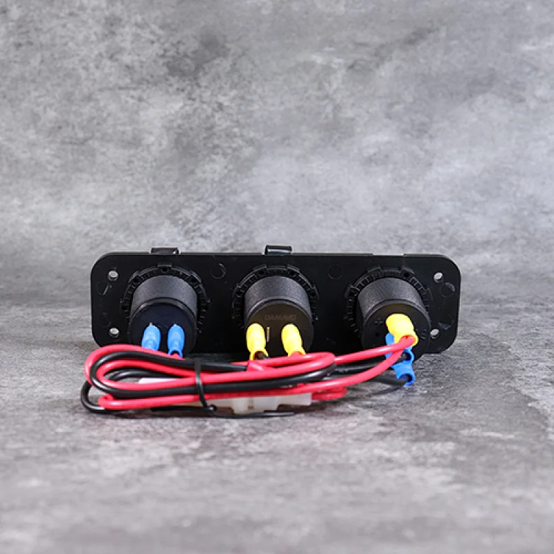 DAMAVO 12v caravan socket, waterproof 12v plug and socket, voltmeter 24v