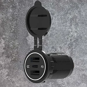 3 Port USB C car charger - New Items