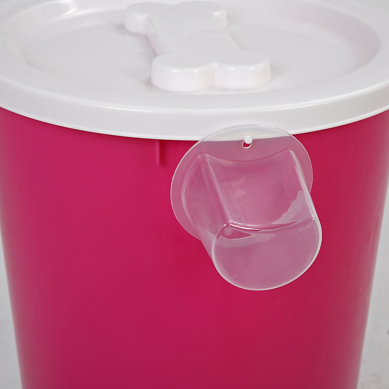 Plastic Cat Dog Pet Food Storage Container Tin with Scoop