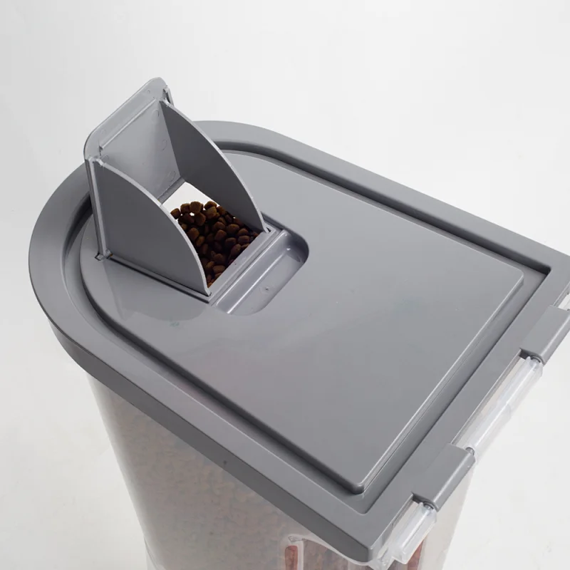 Strobigo H550 Plastic Dog Food Container Airtight