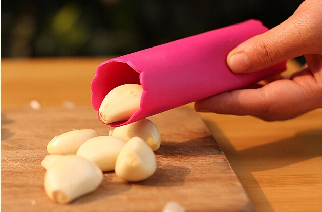 2016 new product wholesale silicone rubber garlic peeler