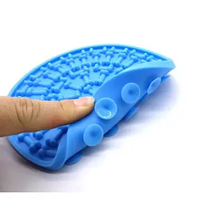 Silicone Pet Bath Distraction Rubber Pet Dog Lick Mats with Suction