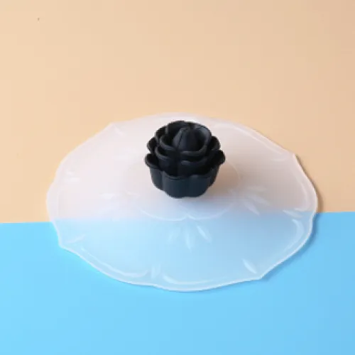 mug with rubber lid