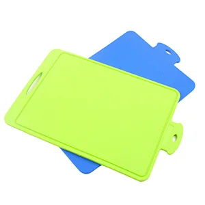 Non Slip Silicone Kitchen Vegetable Cutting Board With Containers Mats Set