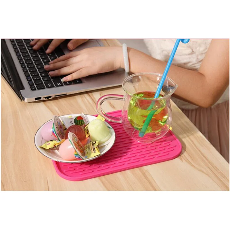Color Kitchen Accessories Mat Cup Saucer Dish Pot Silicone Coaster