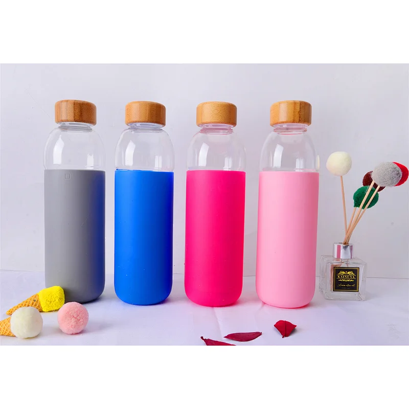 new design borosilicate bpa free 500 ml silicone glass bottle bamboo lid bottle