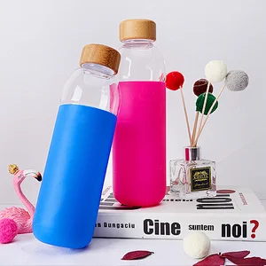 Portable sport travel colorful borosilicate glass silicone sleeve water bottle