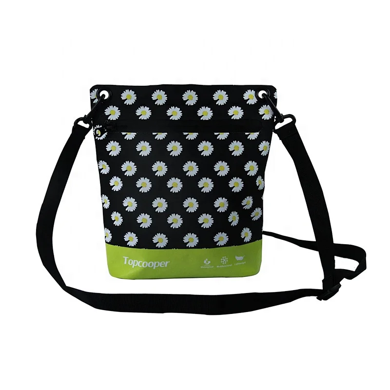 Erik Hot Selling Durable Waterproof Dry Sack With Should Strap For Outdoor Activities